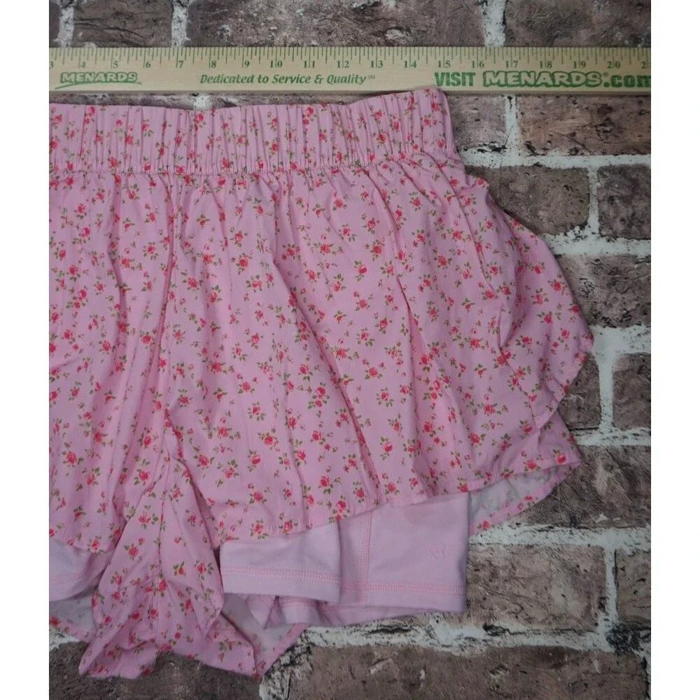 Blogilates Ruffle Active Shorts Women Large Pink Floral Pilates Yoga Activewear